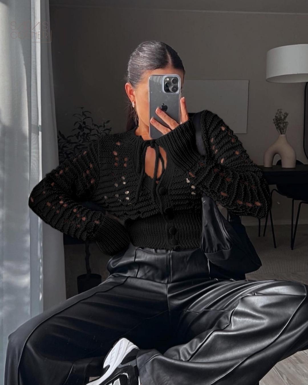 Black Knitwear - Sweater image 0