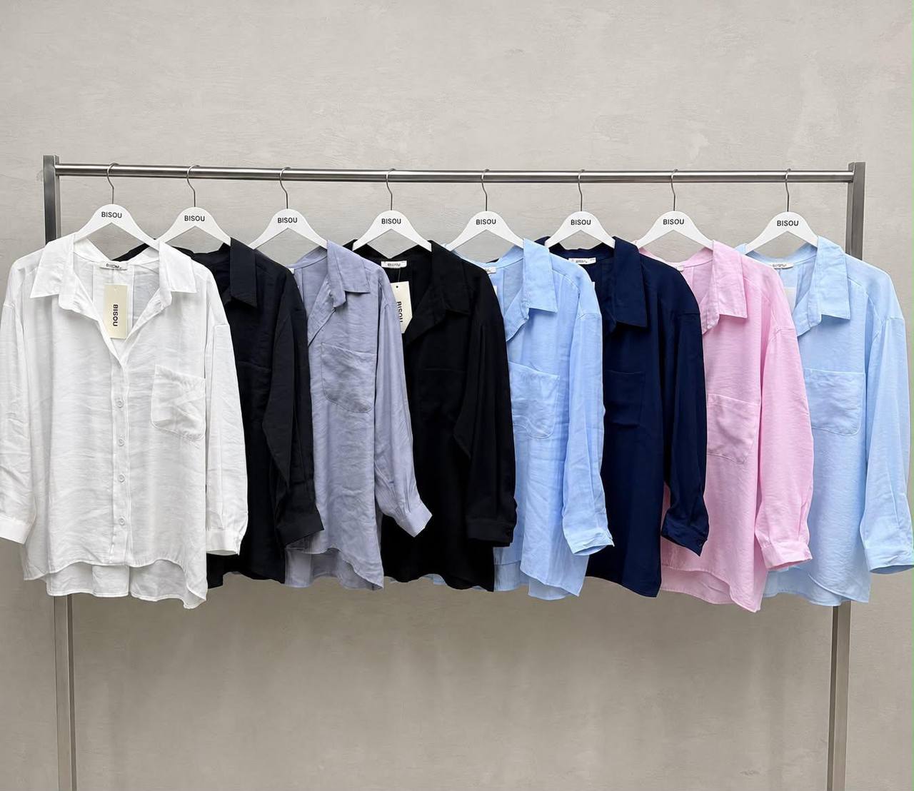 Women's Lightweight Linen Button-Up Shirt