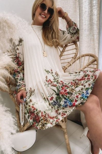 Floral Print Long Sleeve Casual Pleated Dress image 0