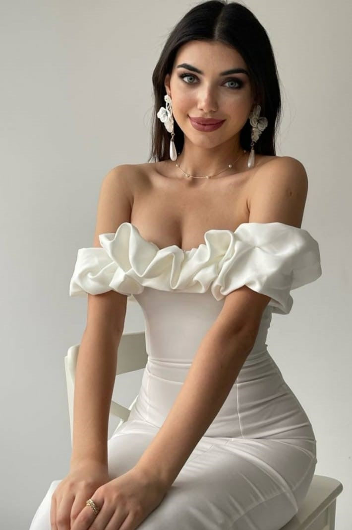 Off shoulder pencil dress- White image 1