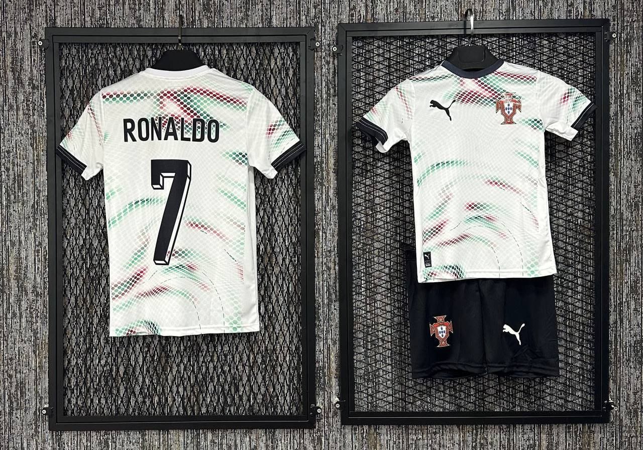 Ronaldo Portugal white image 0