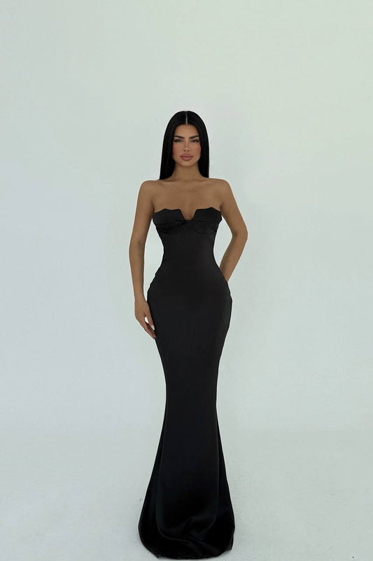 Long pencil black dress. image 0