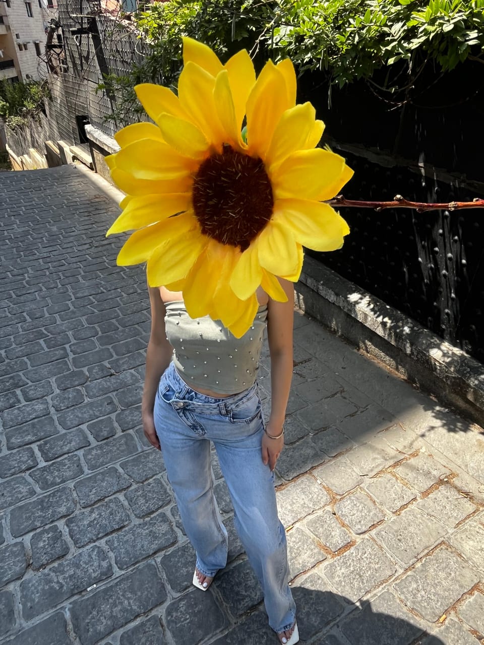 Crop Top with Beads image 2