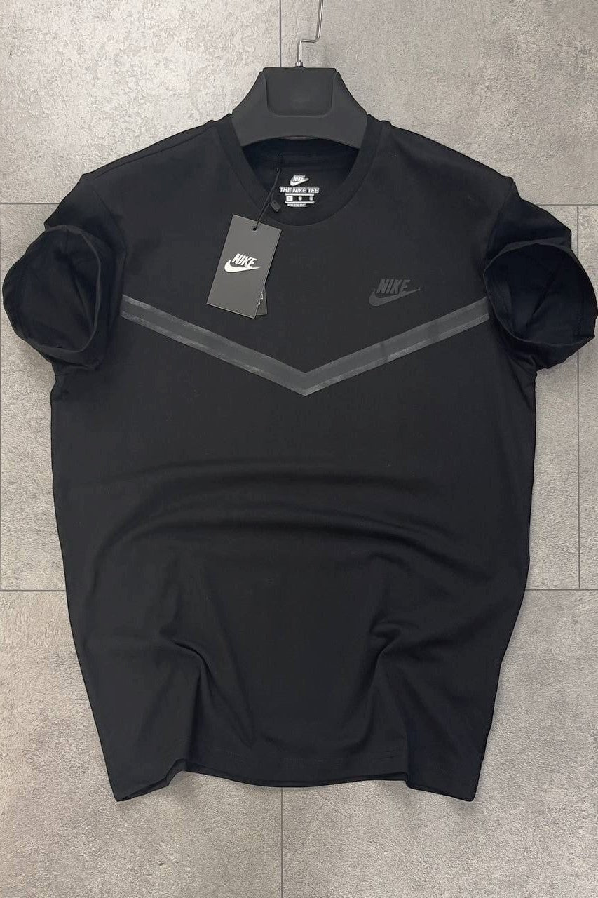 Mesh Panel T-Shirt- Black image 0