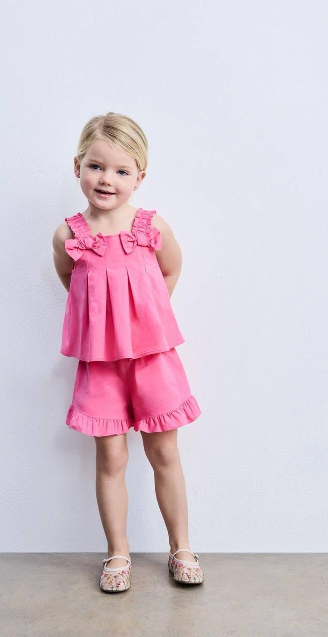 ZARA Fuschia KIDS Blouse with Bow Details and Ruffled Short Set