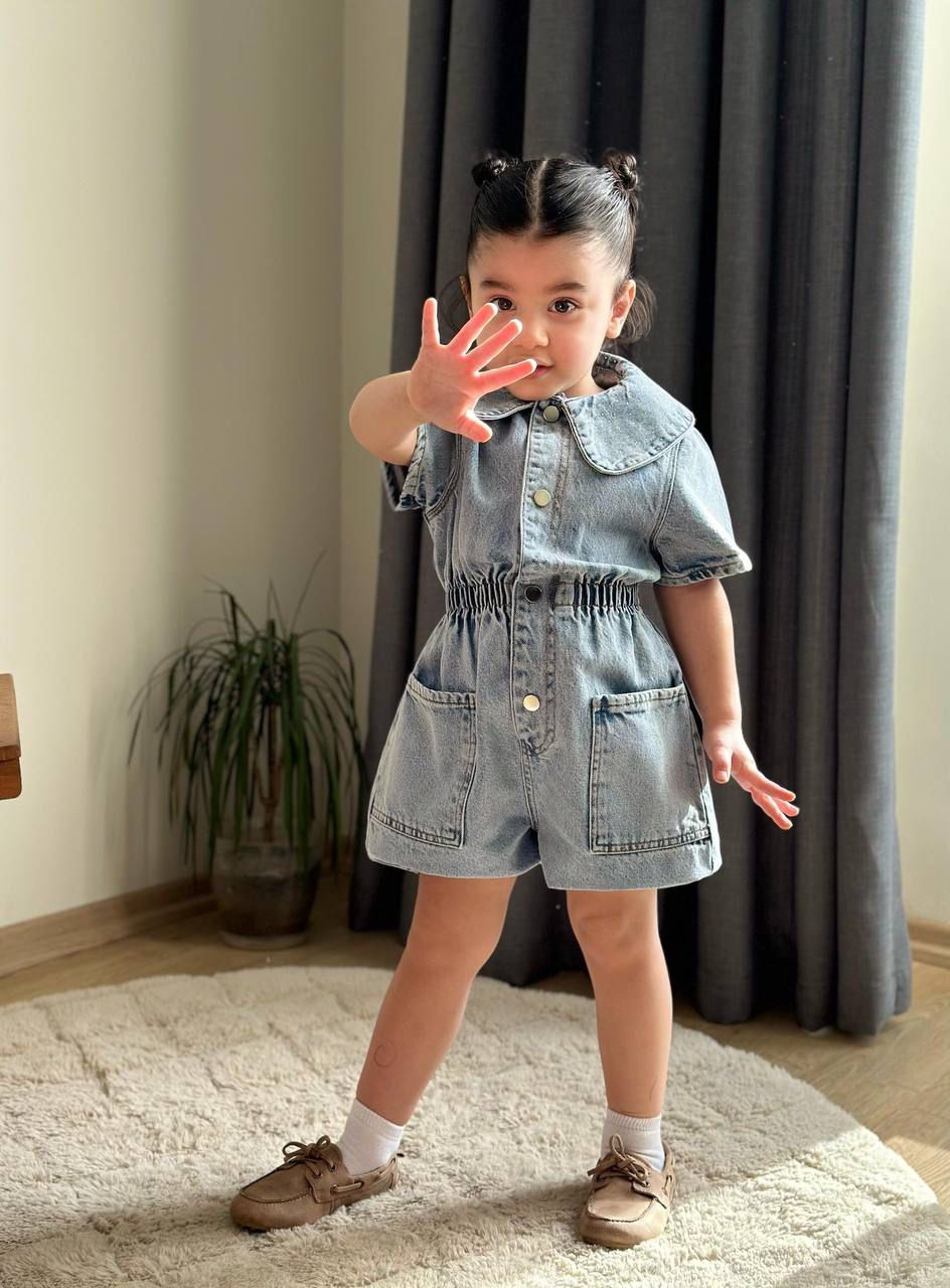 Elastic Waist Denim Jumpsuit with Rhinestone Detail on its Collar
