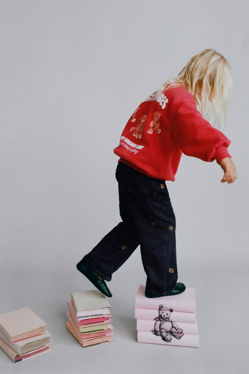 Laciel Paris teddy Print Sweatshirt with Embroidered Denim Jeans Set