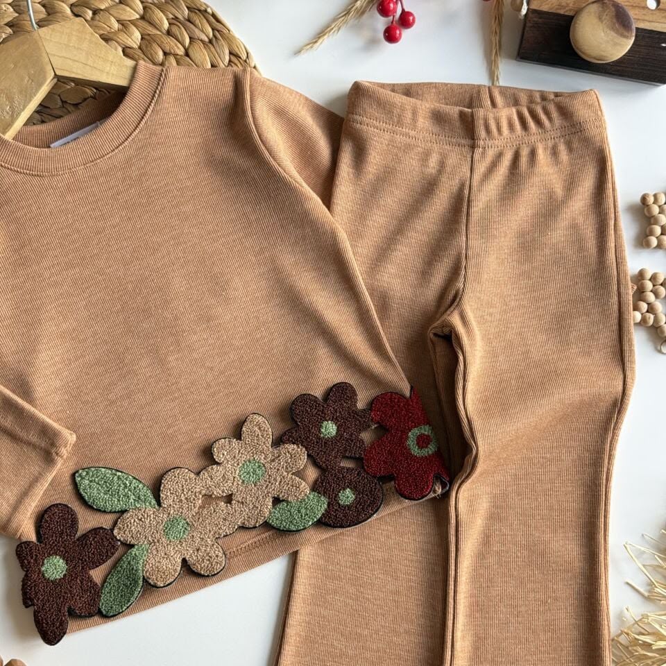 Girls' Caramel Floral Appliqué 2-Piece Set