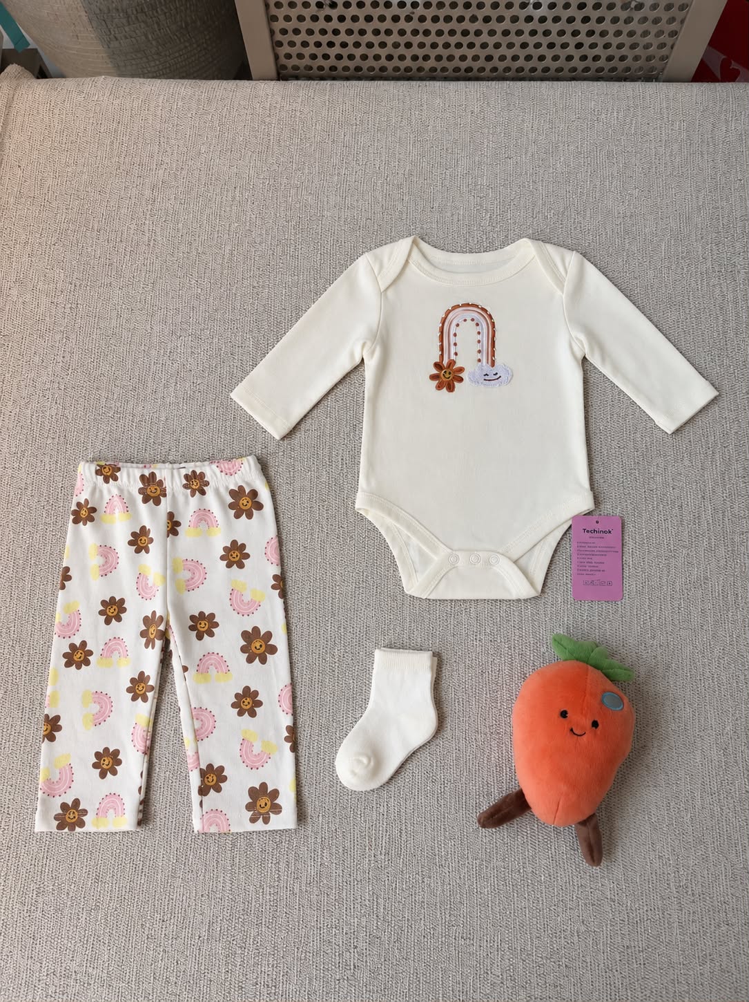 Original rainbow baby bodysuit and floral pants set photo
