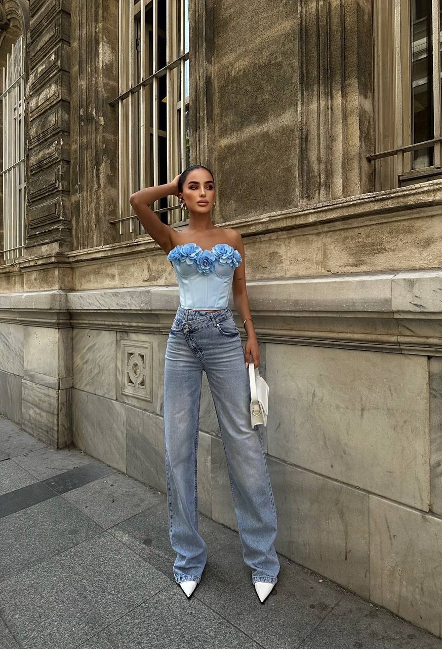 Crossover waistband jeans - light blue image 0