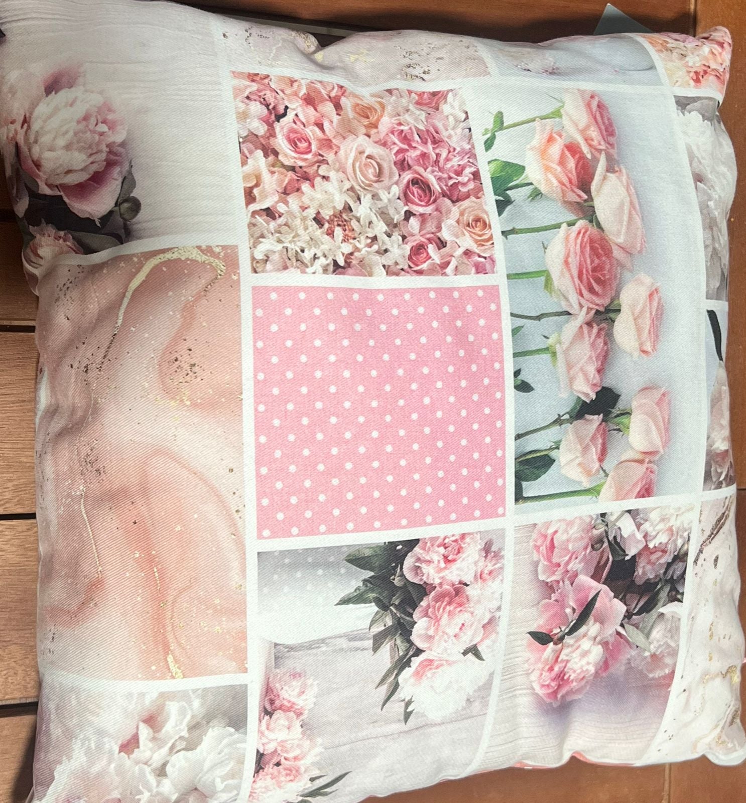 Decorative pillow pink image 1