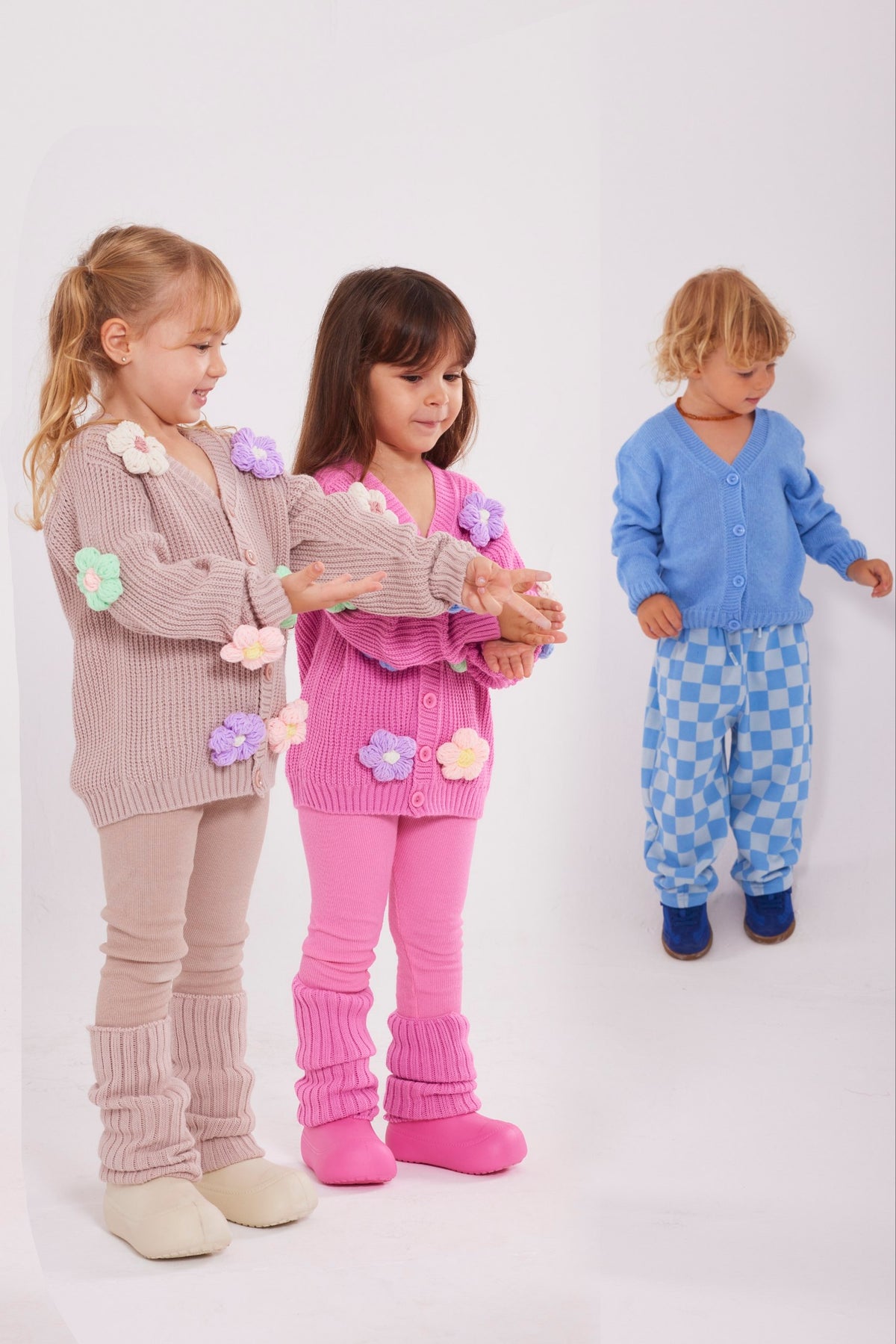 Cute Girls Knitwear Set - 3 pieces with socks