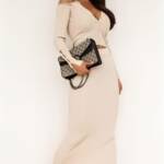 ⁦Knitted Two-Piece Set Off Shoulder Crop Top and Long Skirt⁩ - الصورة ⁦2⁩