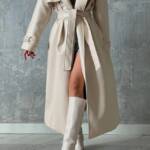 ⁦Cream Leather Belted Trench Coat⁩ - الصورة ⁦4⁩