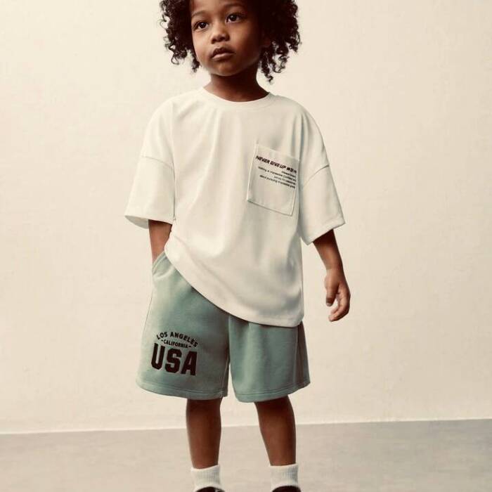 Young Boy Knitted Plain letter print drop shoulder short sleeves